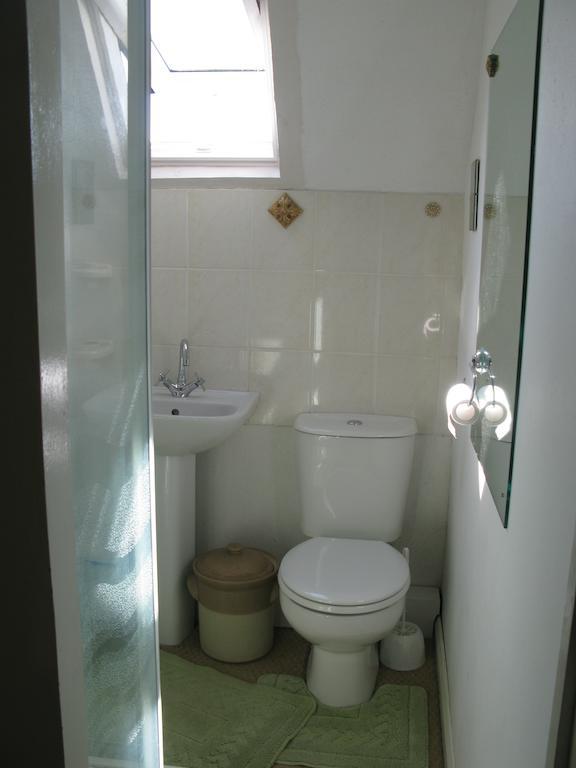 Avebury Life Bed & Breakfast Bilik gambar